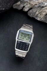 CASIO DBC-32D-1ADF TELEFON HAFIZALI HESAP MAKİNALI METAL DİJİTAL ERKEK KOL SAATİ