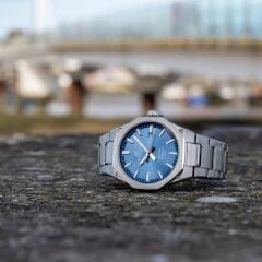 CASIO EDIFICE EFR-S108D-2AVUDF SAFİR CAM ÇELİK ERKEK KOL SAATİ