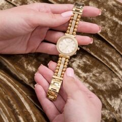 GUESS GUGW0401L2 ALTIN KAPLAMA TAŞLI BAYAN KOL SAATİ