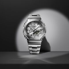 CASIO G-SHOCK GM-2110D-7ADR ÇELİK ANALOG/DİJİTAL ERKEK KOL SAATİ